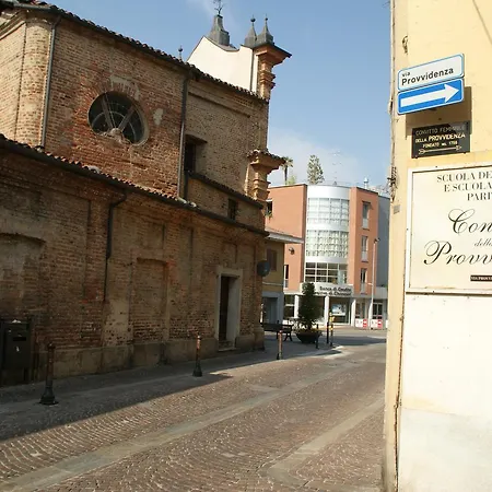 Maddalena Oda ve Kahvaltı