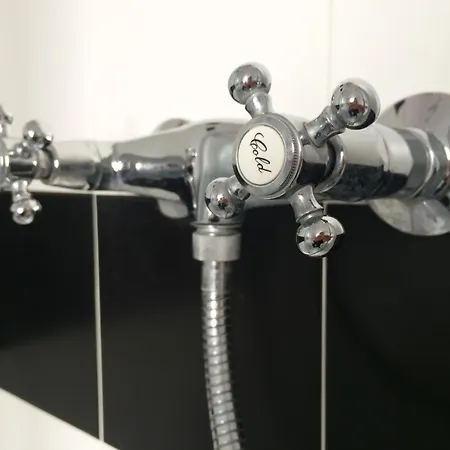 Oda ve Kahvaltı Maddalena Bra